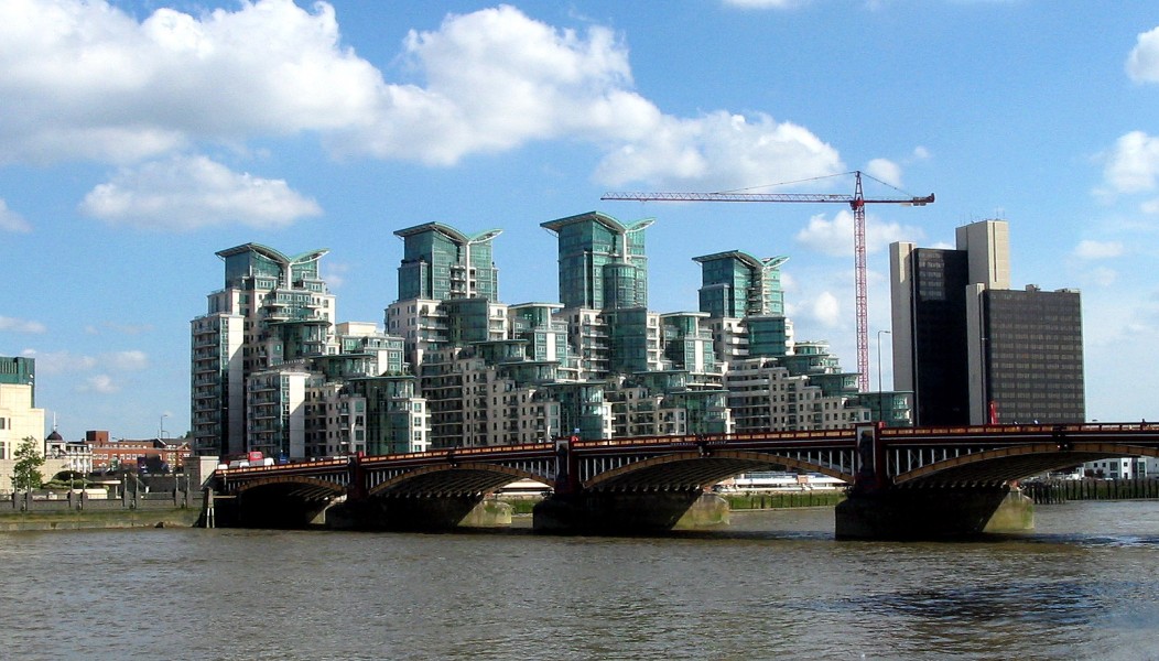 <b>Londyn</b> - St. George- interesujaca architektonicznie dzielnica. Szczegóły: ...