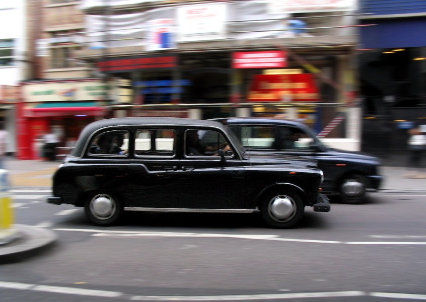 <b>London Cab Taxi</b> licencjonowany