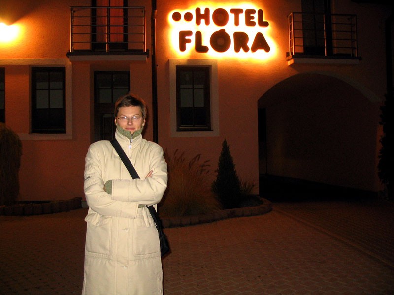 Słowacja, Besenova - <b>Hotel Flora</b>. Asia zadowolona z podróży. Dotarliśmy ...